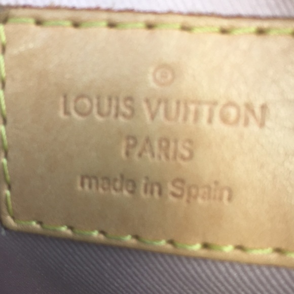 Louis Vuitton Lymington bag❌PRICE FIRM❌ - Picture 4 of 11
